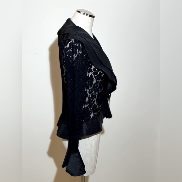 🎉Host Pick‼️ NWT🔥Joseph Ribkoff Black Lace Ruffle Bolero Jacket Cover-up - Sz 4 - Picture 3 of 5